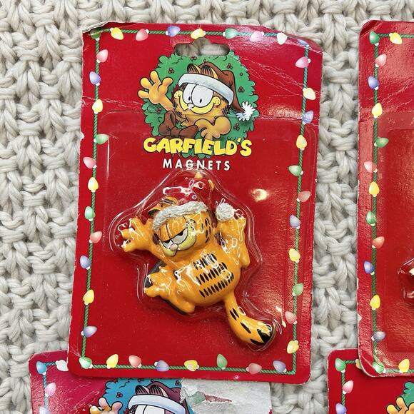 Vintage Garfield Christmas Refrigerator Magnets lot of 4 PAWS 1996 Orange Cat - Picture 2 of 10